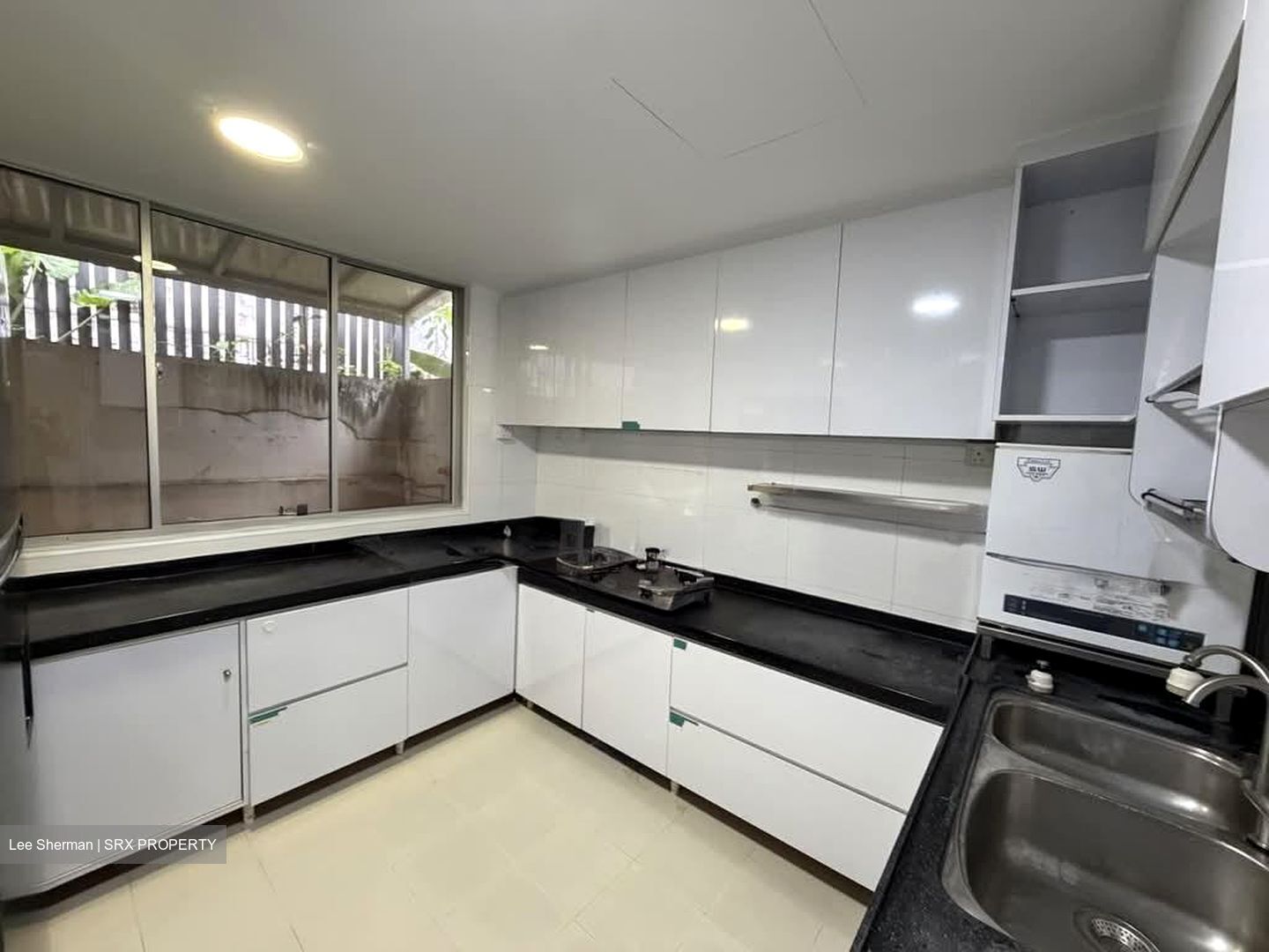 Green Hill Estate (D23), Terrace #581816731